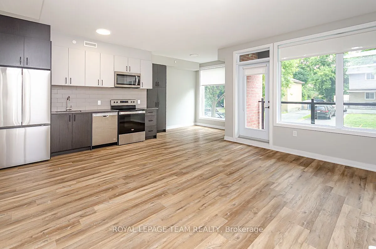 2 bed, $2,400 — Photo 4