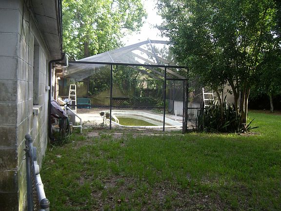 side view of pool