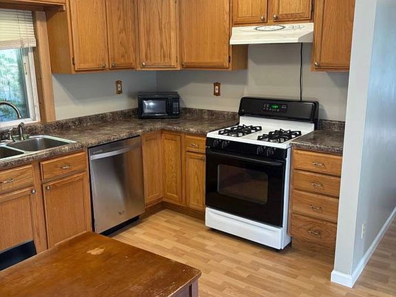 3rd image of 6551 Westshore Dr