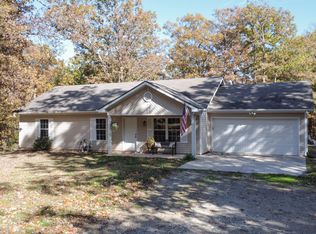 6271 E McLane Dailing Rd #R, Centralia, MO 65240