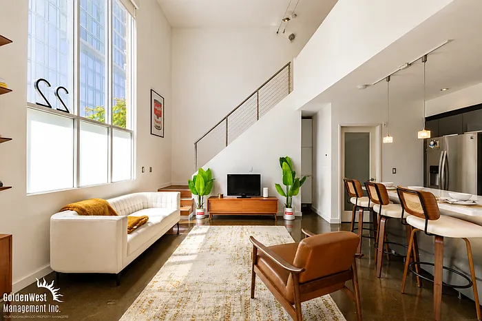 1 bed, 1.0 bath, 650 sqft, $2,500 — Photo 1
