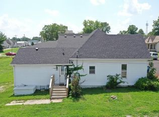702 O St, Bedford, IN 47421