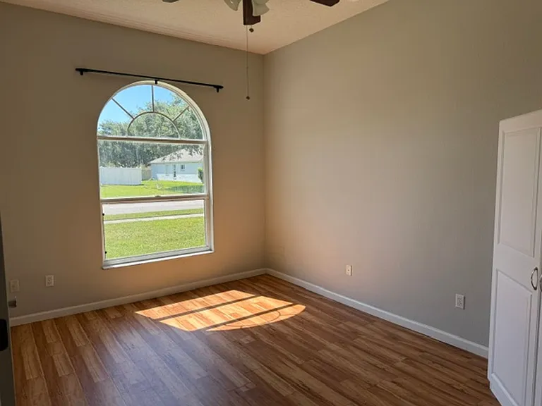 16 Fernmeadow Ln — Photo 3