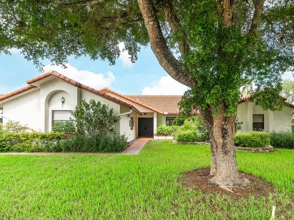 11427 Boca Woods Lane, Boca Raton, FL 33428