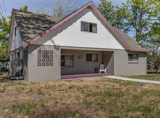 19131 2nd Ave, Weed, CA 96094