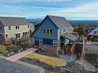 348 Parks Loop, Redmond, OR 97756
