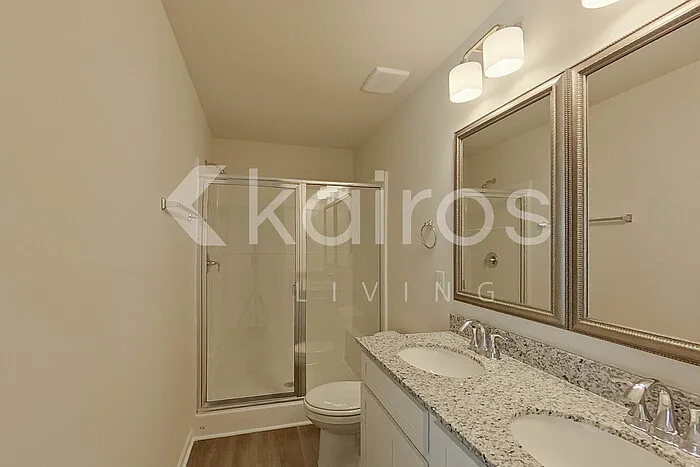 2137 Banyon Cir — Photo 11