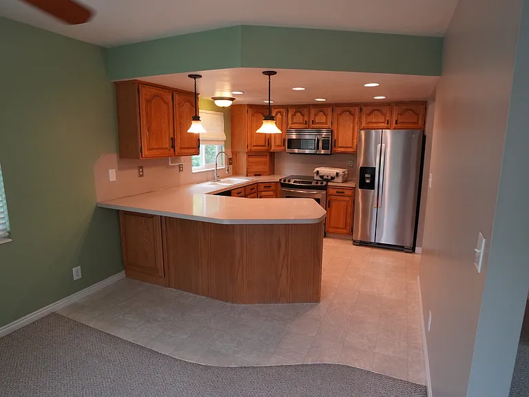 1219 Ash Dr — Photo 6
