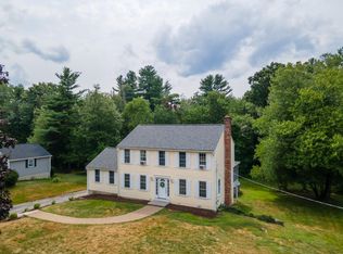10 Dawn St, Salem, NH 03079
