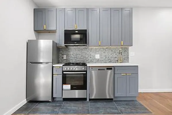 Rented by Compass | media 6