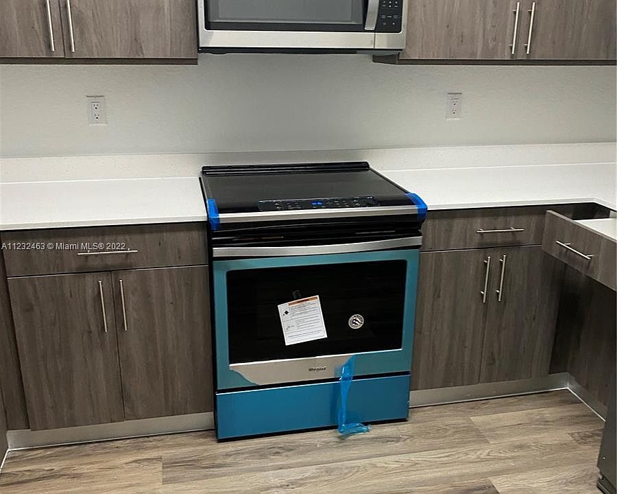 1st image of 15650 Sw 136