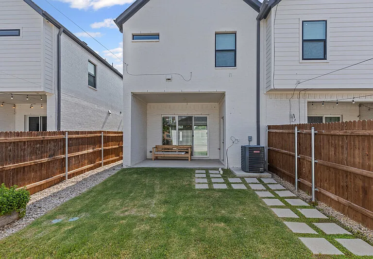 3136 Wayside Ave — Photo 11