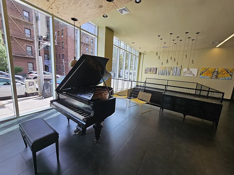 301 Sullivan Pl #2F — Photo 25