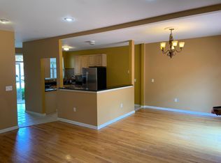 12 Frost Ln, East Windsor, NJ 08520