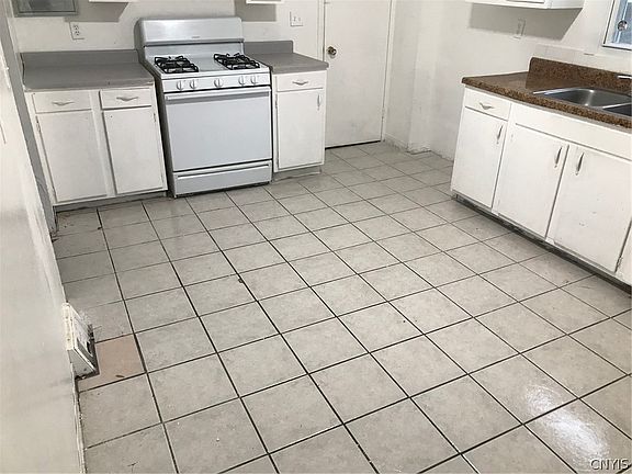 4th image of 612 Kirkpatrick St