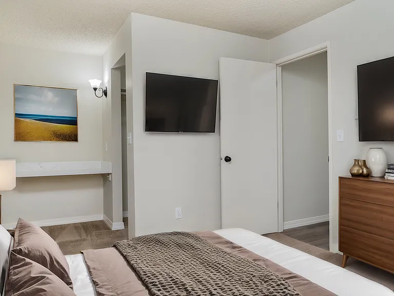 3 Bedroom 2 Bath Townhome 3 Bedroom 2 Bath Townhome