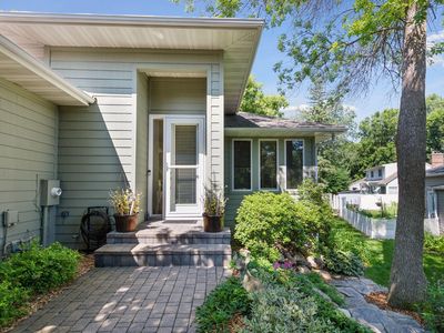 15703 Sussex Dr, Minnetonka, MN, 55345