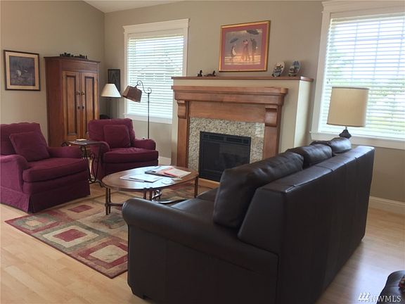 4th image of 1515 Ocean Beach Blvd W #205