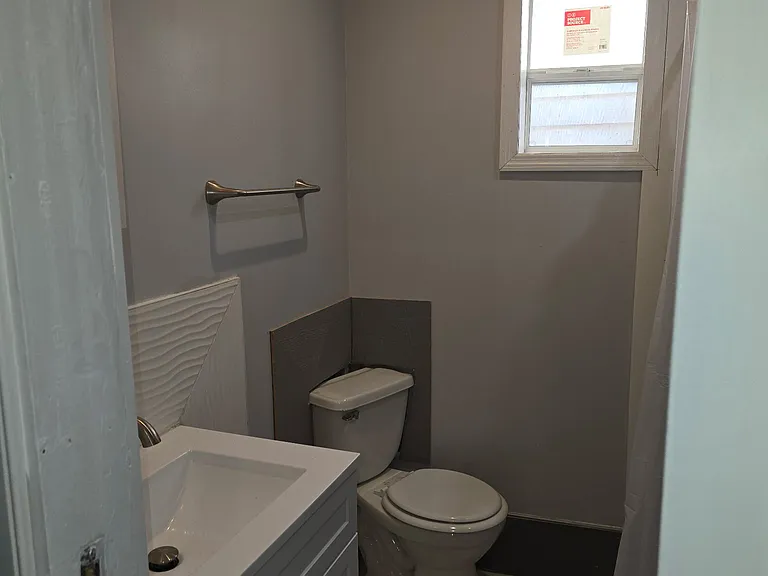 100 2nd Ave #A — Photo 7