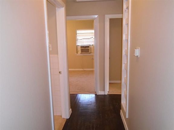 5th image of 4610 De Lange Ln