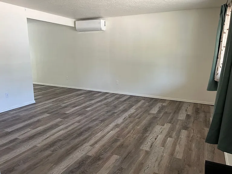 4397-4399 W Rose Hill Ct — Photo 29