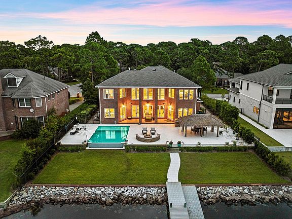 5th image of 205 Baywind Dr
