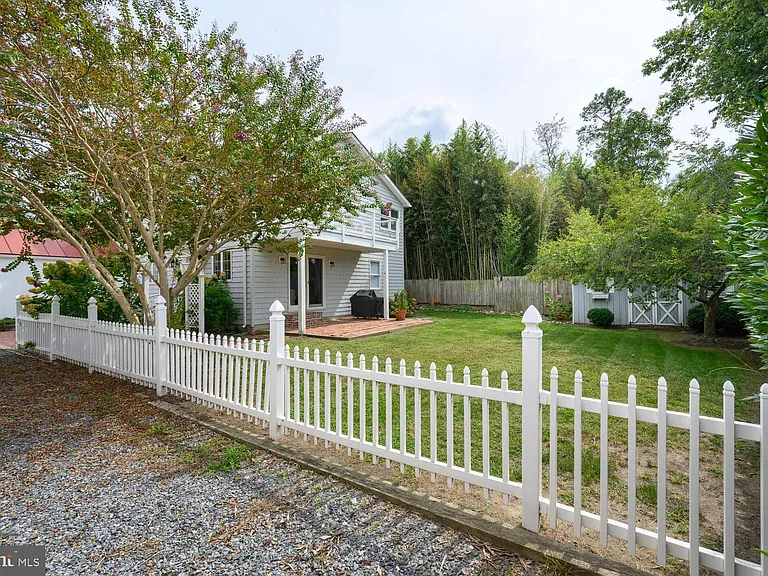 119 Watson Rd — Photo 42