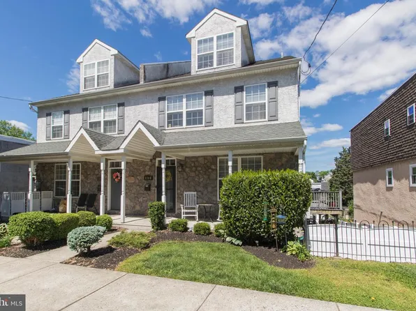 226 Maple St, Conshohocken, PA 19428