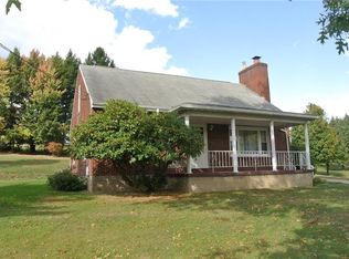 141 Shaffer Rd, Leechburg, PA 15656
