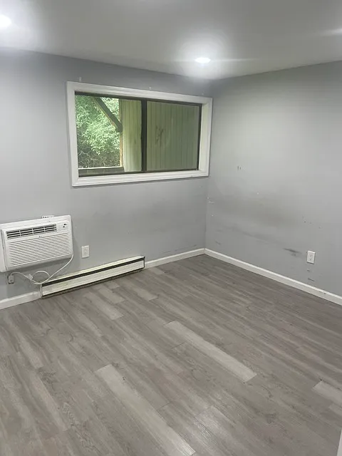 Studio, 517 sqft, $1,575 — Photo 2