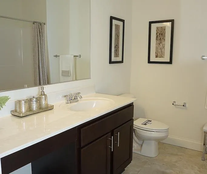Highland Creek — Photo 23