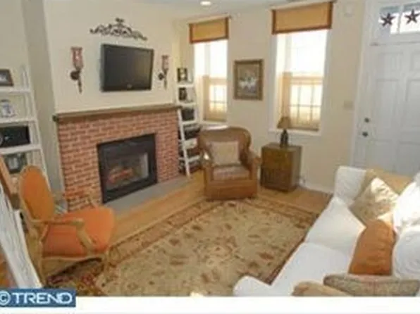 309 Fitzwater St, Philadelphia, PA 19147