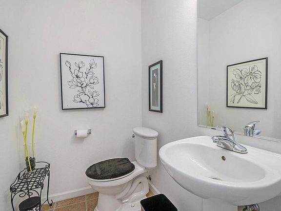 2nd image of 1404 Kimbles Ln