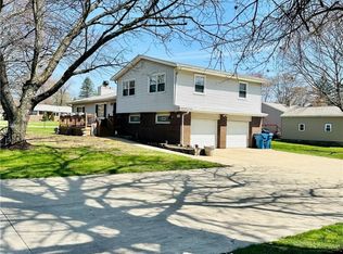 1515 Swigart Rd, Barberton, OH 44203
