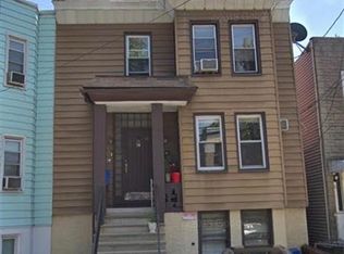 79 Lincoln St #LL-1, Jersey City, NJ 07307