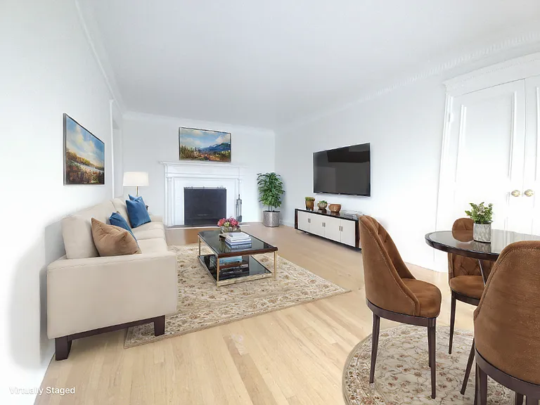 10974 Strathmore Dr — Photo 1