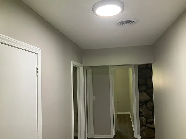 2606 Jones St — Photo 9