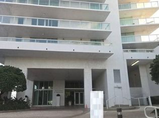 10 Venetian Way, Miami Beach, FL 33139