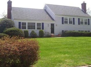 57 Ballantine Rd, Middletown, NJ 07748