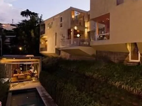3813 W Ronda Vista Pl, Los Angeles, CA 90027