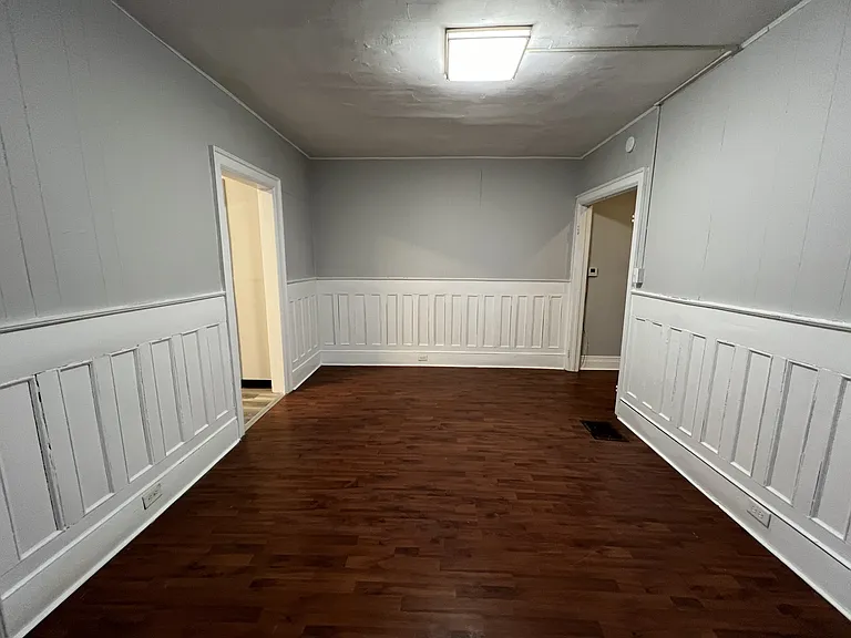 576 Potomac Ave #3 — Photo 18