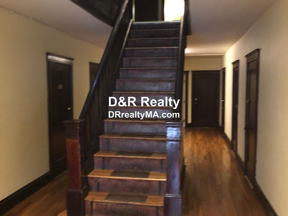 2nd image of 230 Lafayette St #3