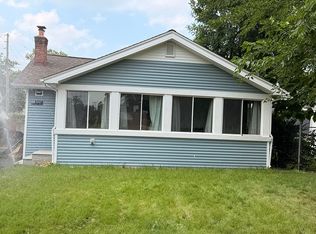 3018 Cass Lake Ave, Keego Harbor, MI 48320