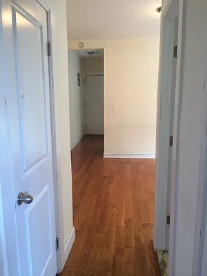 Rented by Bohemia Realty Group | media 12