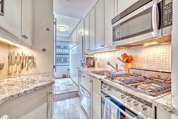 Rented by Platinum Properties | media 4