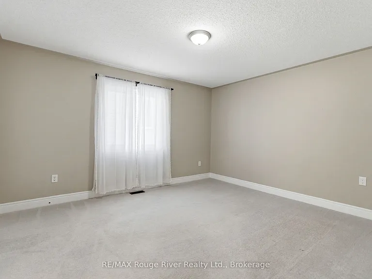 138 Kersey Cres — Photo 29
