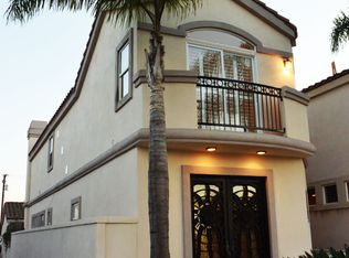 222 Rochester Ave, Huntington Beach, CA 92648