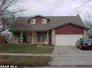29915 James Ct, Gibraltar, MI 48173