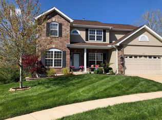 209 Magnolia Trace Dr, Ballwin, MO 63021