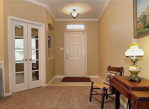 2nd image of 5705 Meadowglen Dr